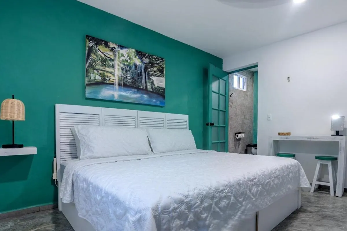 Casabella- Private Villa-6 Bed 6 Bath-Beachwalk Playa del Carmen 0*,