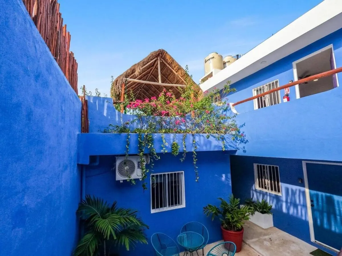 Casabella- Private Villa-6 Bed 6 Bath-Beachwalk Playa del Carmen Vila